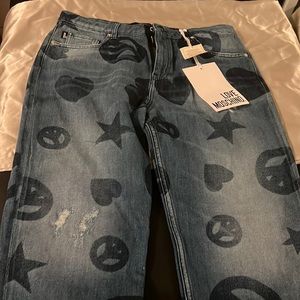 Love Moschino blue jeans peace symbol, hearts, and stars size 30